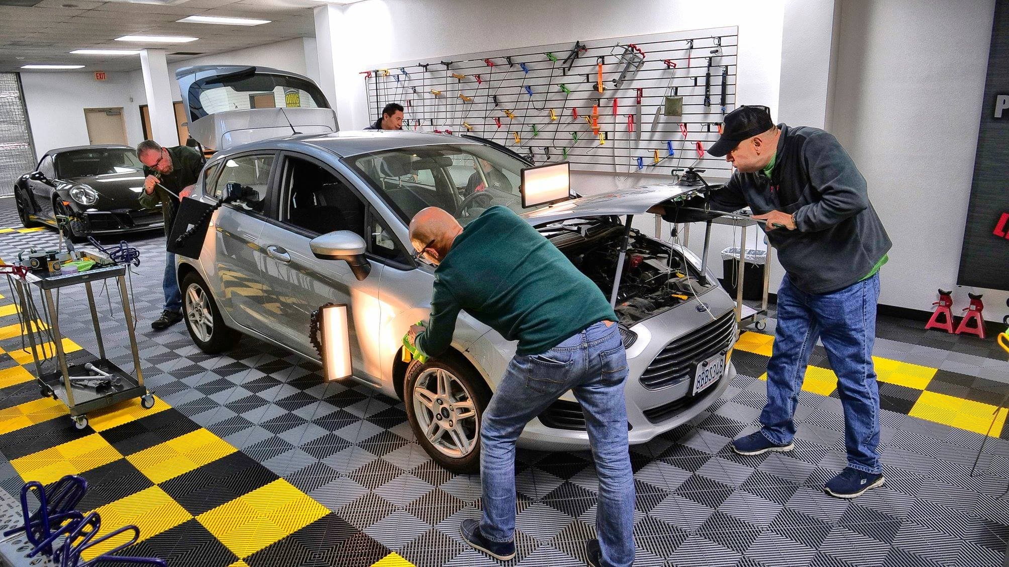 Full vehicle reconditioning performed by a specialized team